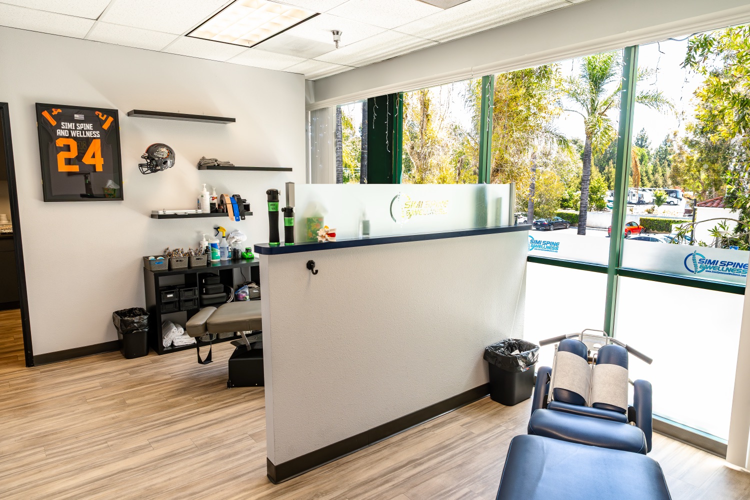 The waiting area at Simi Valley Spine & Wellness